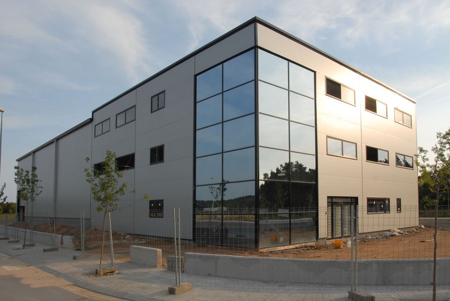 Construcció nau industrial amb Estructures Metàl·liques Equiper